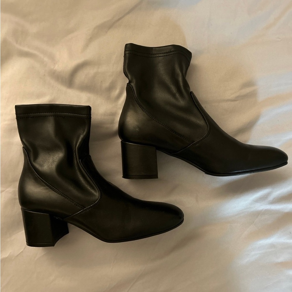 Lamica leather booties